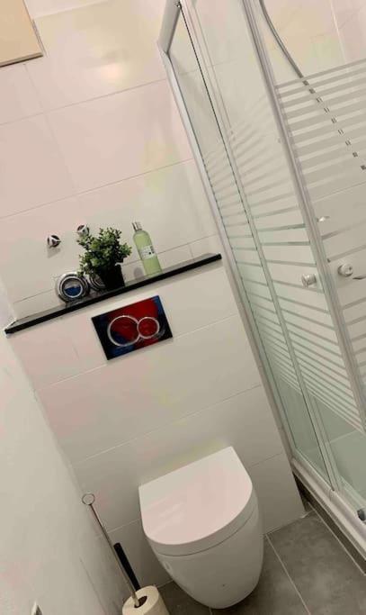 Schoene Zentrale Wohnung Naehe Hb Germersheim Exteriör bild