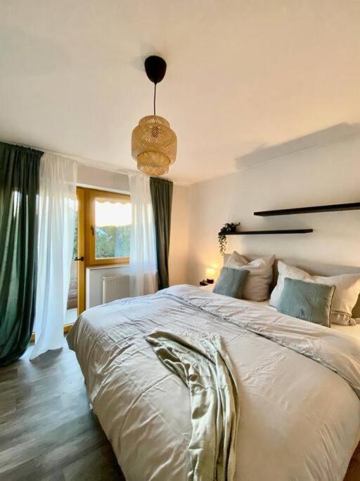 Schoene Zentrale Wohnung Naehe Hb Germersheim Exteriör bild